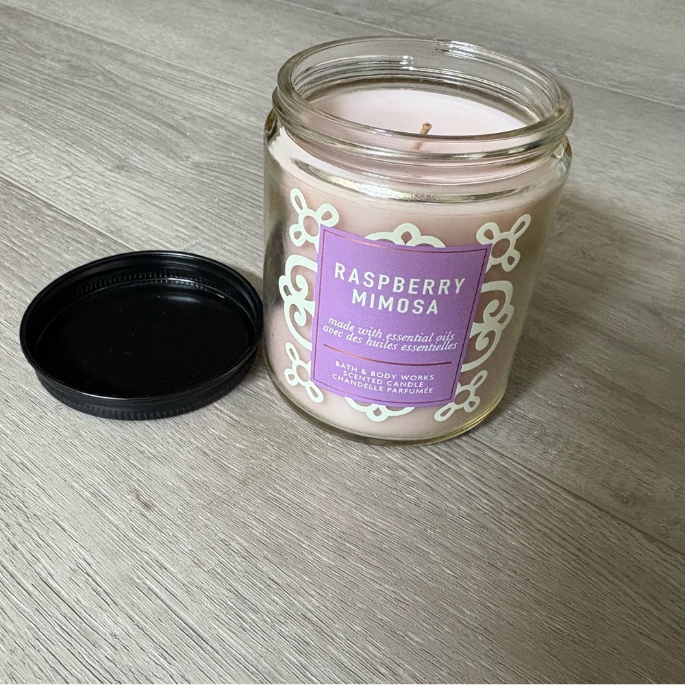 Bath & Body Works Raspberry Mimosa single wick candle